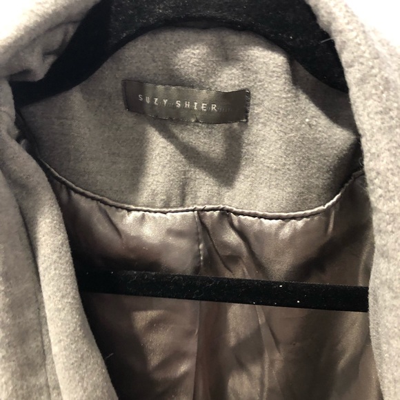 Coat - Picture 2 of 3